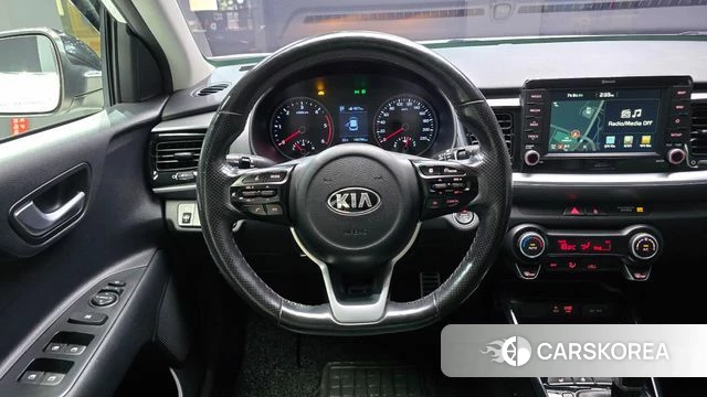 Kia Stonic 2018 Белый из Кореи, фото 4