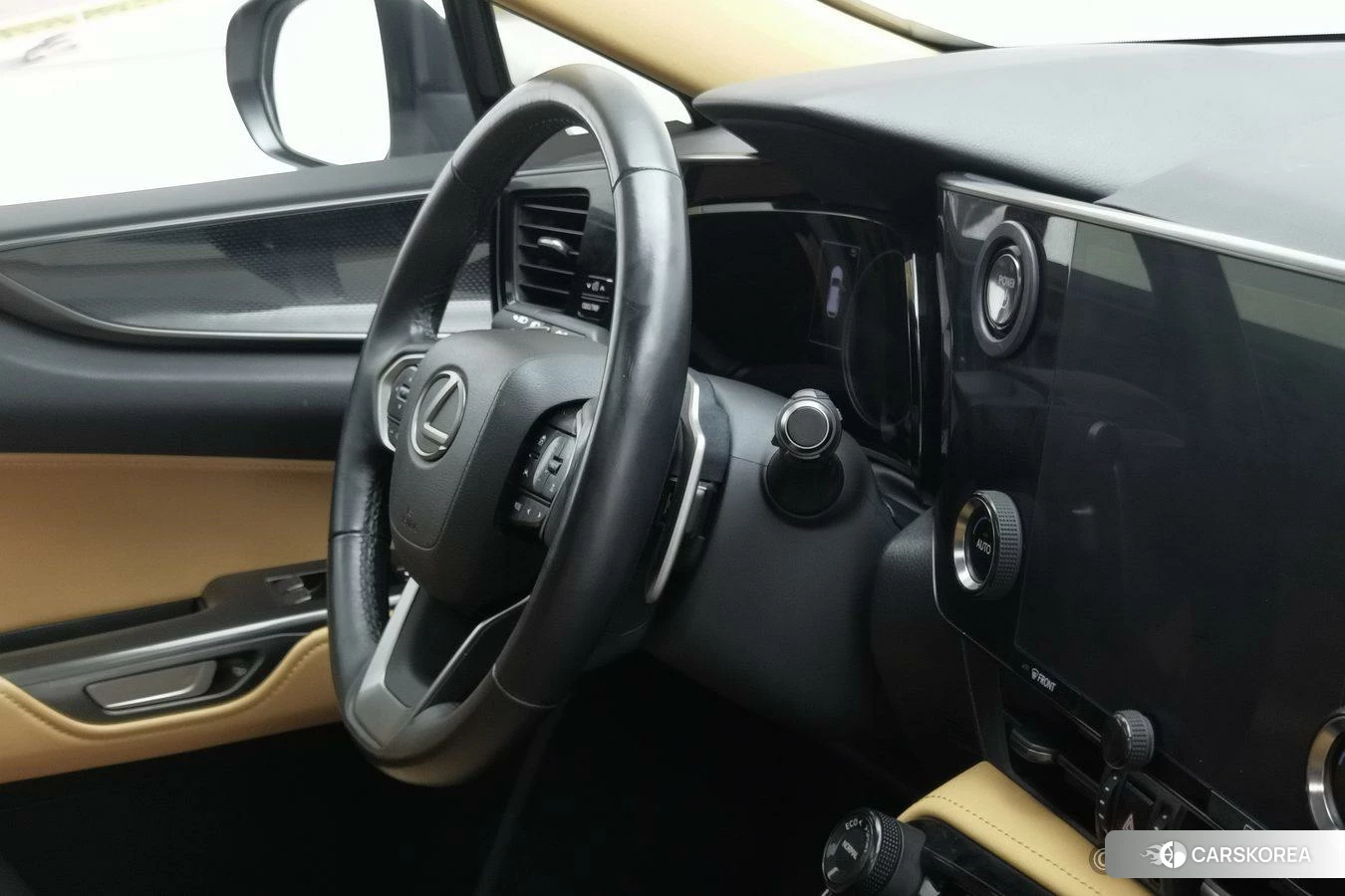 Lexus NX PHEV 2021 Белый из Китая, фото 4