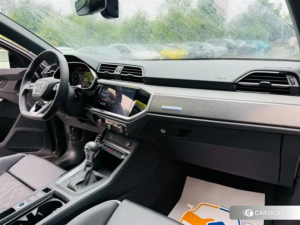 Audi Q3 Sportback 2024 Silver/gray из Китая, фото 4