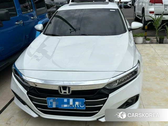 Honda Accord 2022 Белый из Китая, фото 4