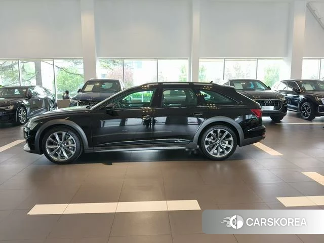 Audi A6 (import) 2025 Черный из Китая, фото 4