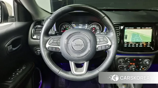 Jeep Compass 2nd Generation 2018 Белый из Кореи, фото 4
