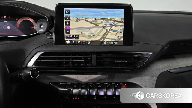 Peugeot 5008 second generation 2018 Черный из Кореи, фото 4