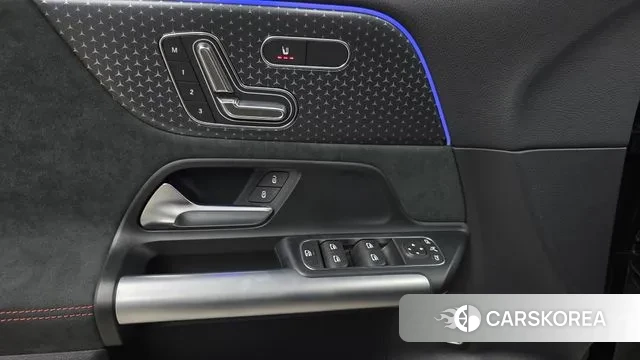 Mercedes-Benz GLA - Class H247 2025 Черный из Кореи, фото 4