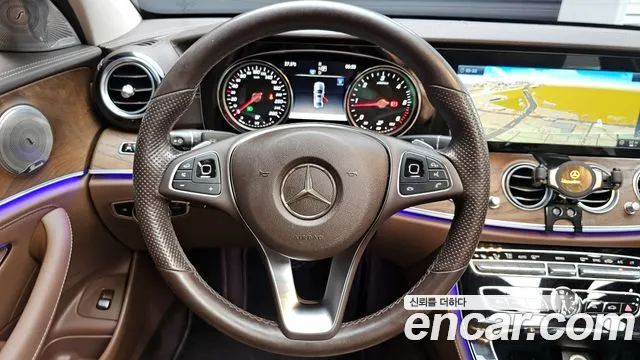 Mercedes-Benz E-Class W213 2018 Белый из Кореи, фото 4