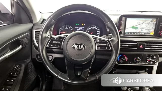 Kia Seltos 2021 Белый из Кореи, фото 4
