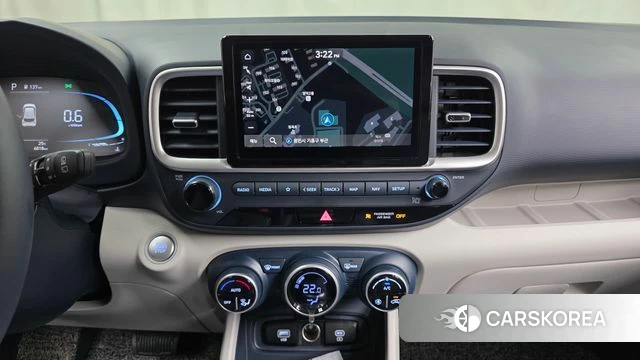 Hyundai Venue 2025 Белый из Кореи, фото 4
