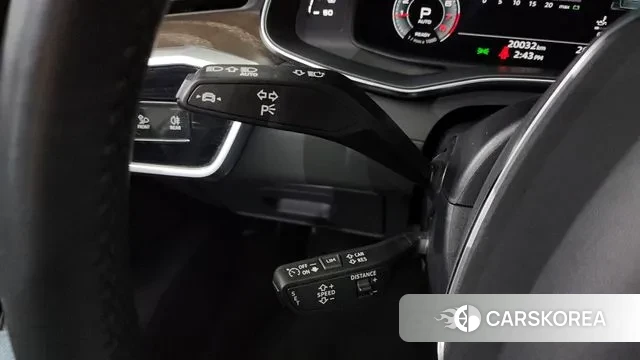 Audi A6 (C8) 2023 Белый из Кореи, фото 4