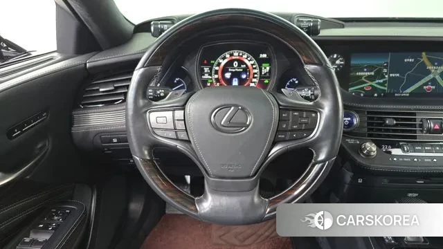 Lexus LS500h 5th generation 2018 Черный из Кореи, фото 4