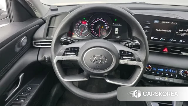 Hyundai Avante (CN7) 2022 Белый из Кореи, фото 4