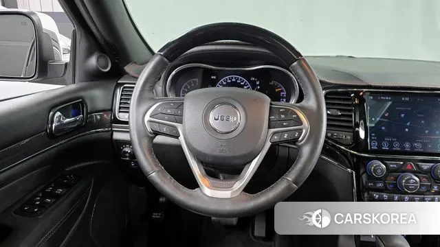Jeep Grand Cherokee 2018 Черный из Кореи, фото 4