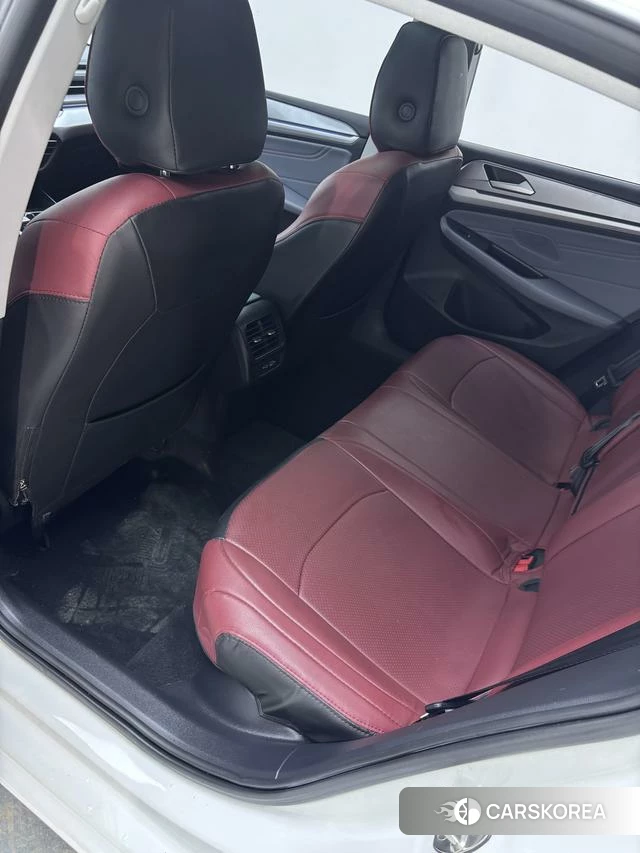 Volkswagen Lingdu 2023 Белый из Китая, фото 4