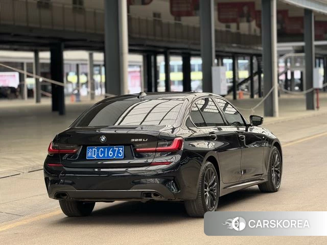 BMW 3 series 2022 Черный из Китая, фото 4