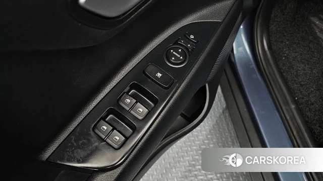 Kia Stonic 2019 Синий из Кореи, фото 4