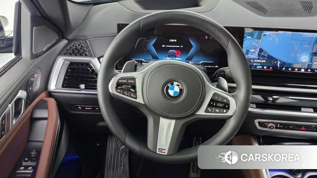 BMW X6 (G06) 2025 Черный из Кореи, фото 4