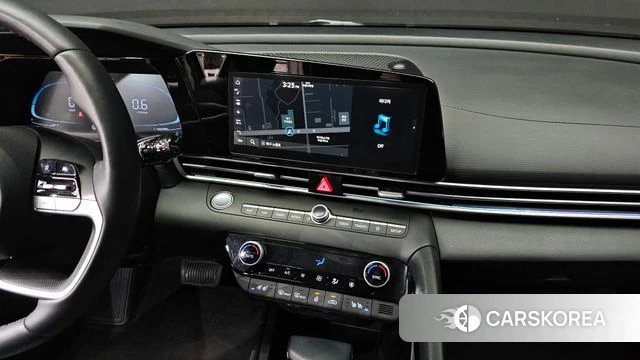 Hyundai The New Avante (CN7) 2023 Черный из Кореи, фото 4