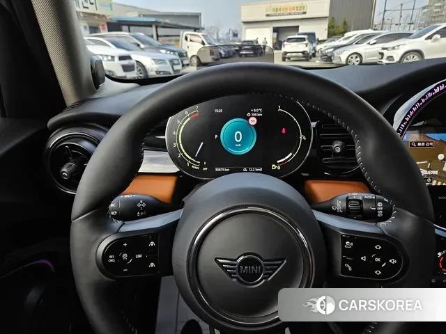 Mini Cooper S 2023 Серебристо-серый из Кореи, фото 4