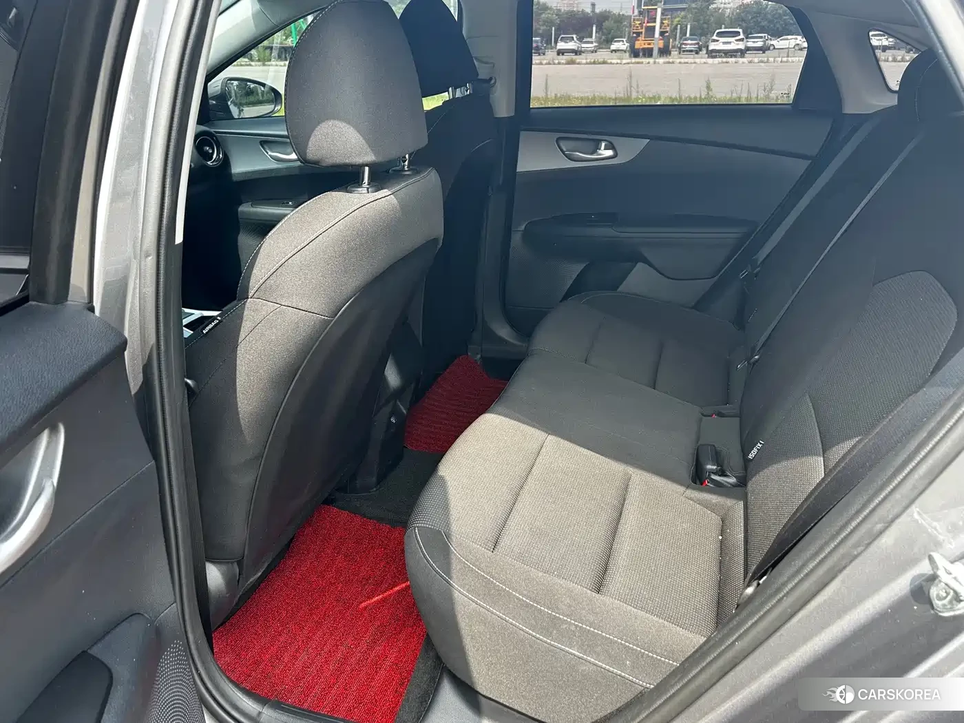 Kia K3 2024 Silver/gray из Китая, фото 4