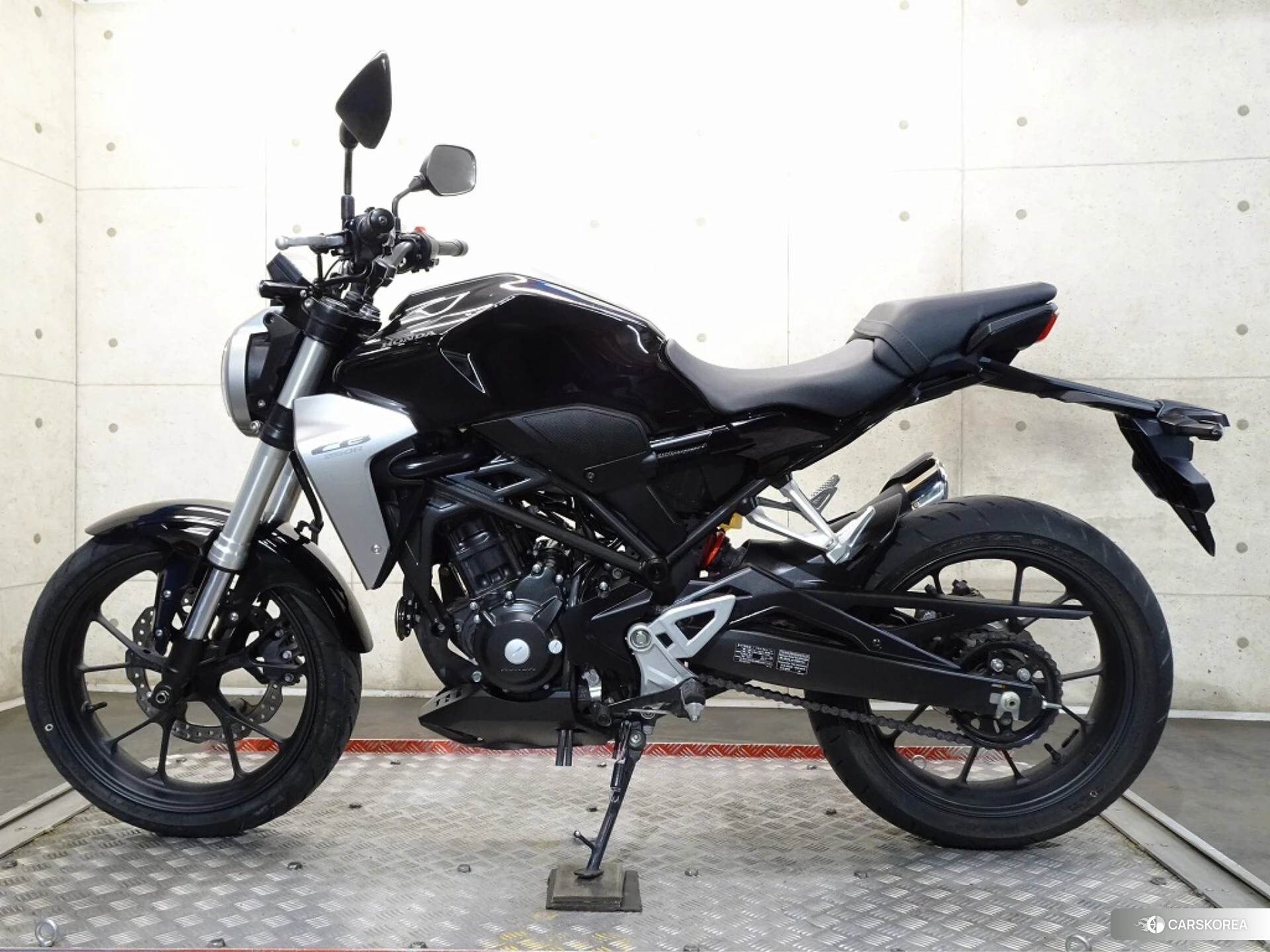 Проданный Honda CB250R id 4184912 из Японии