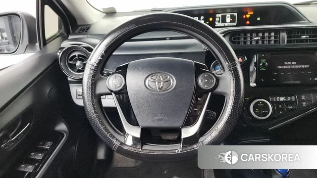 Toyota Prius C 2018 Белый из Кореи, фото 4