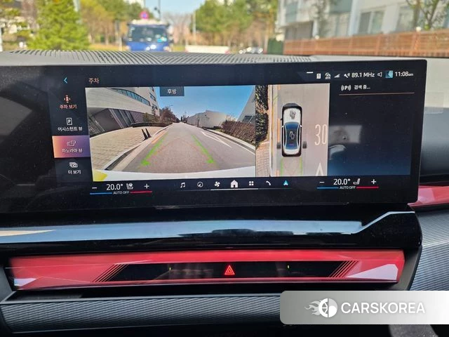 BMW 5 Series (G60) 2025 Белый из Кореи, фото 4