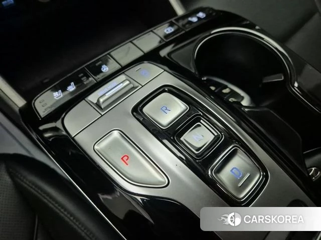 Hyundai Tucson (NX4) 2022 Серебристо-серый из Кореи, фото 4