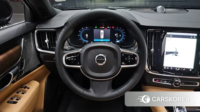 Volvo S90 2023 Черный из Кореи, фото 4