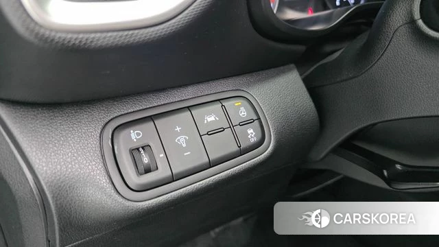 Hyundai Venue 2021 Серый из Кореи, фото 4