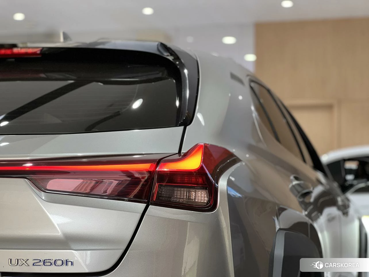 Lexus UX 2019 Серебристо-серый из Китая, фото 4