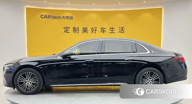 Mercedes-Benz E-class 2025 Черный из Китая, фото 4