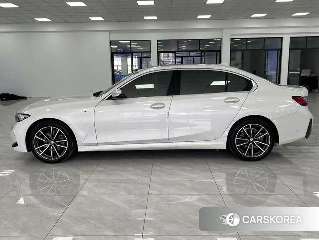 BMW 3 series 2024 Белый из Китая, фото 4