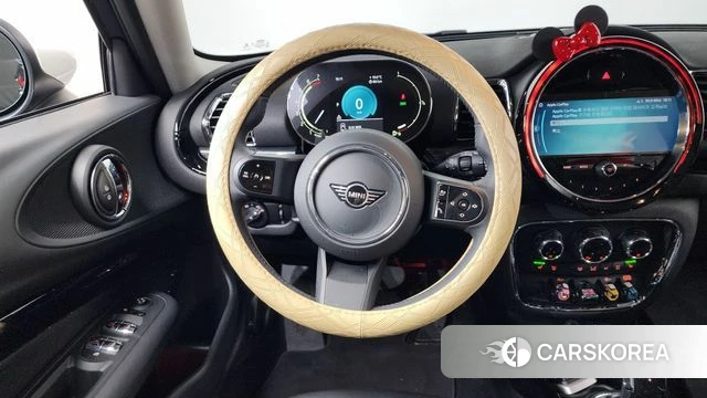 Mini Cooper Clubman 2023 Черный из Кореи, фото 4