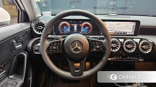 Mercedes-Benz A-Class W177 2020 Белый из Кореи, фото 4
