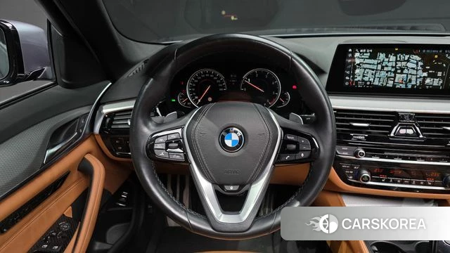 BMW 5 Series (G30) 2018 Серый из Кореи, фото 4