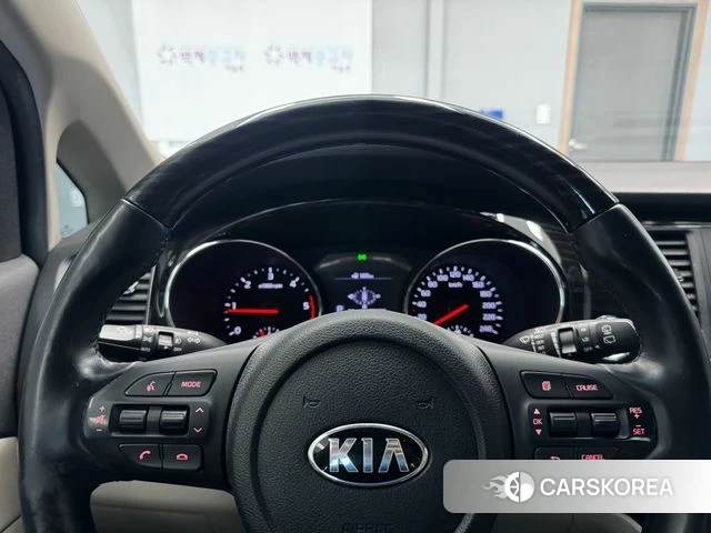 Kia The New Carnival 2018 Белый из Кореи, фото 4