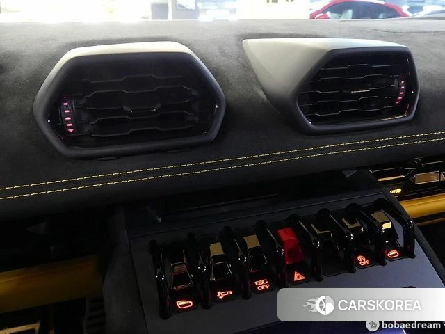 Lamborghini Huracan 2023 Светло-зеленый из Кореи, фото 4
