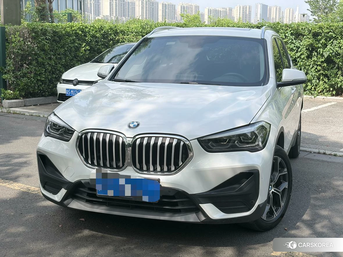 BMW X1 2021 Белый из Китая, фото 4