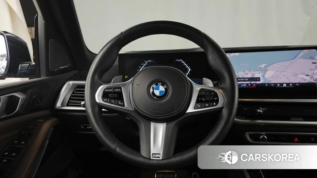 BMW X5 (G05) 2024 Светло-серебряный цвет из Кореи, фото 4