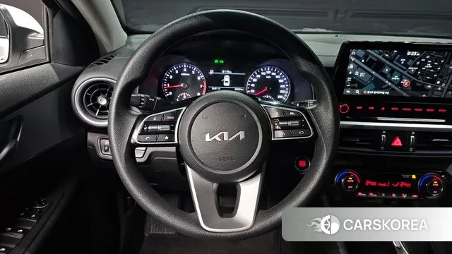 Kia The New K3 2nd generation 2022 Белый из Кореи, фото 4