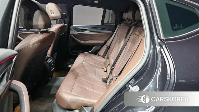 BMW X4 (G02) 2023 Черный из Кореи, фото 4
