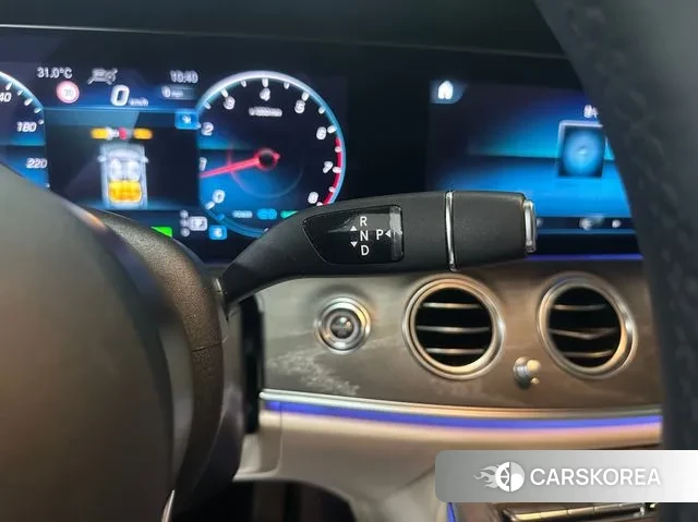 Mercedes-Benz E-Class W213 2022 Серый из Кореи, фото 4