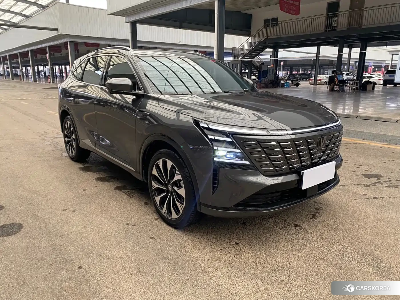 Chang'an Changan CS75PLUS 2025 Silver/gray из Китая, фото 4