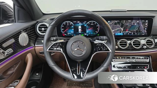 Mercedes-Benz E-Class W213 2023 Черный из Кореи, фото 4