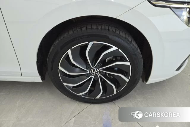 Volkswagen Golf 2021 Белый из Китая, фото 4