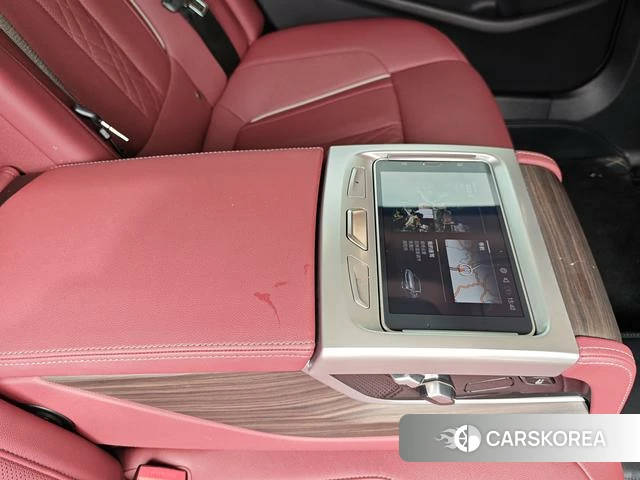 BMW 5 series 2022 Черный из Китая, фото 4
