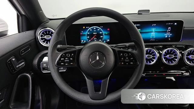 Mercedes-Benz A-Class W177 2020 Белый из Кореи, фото 4