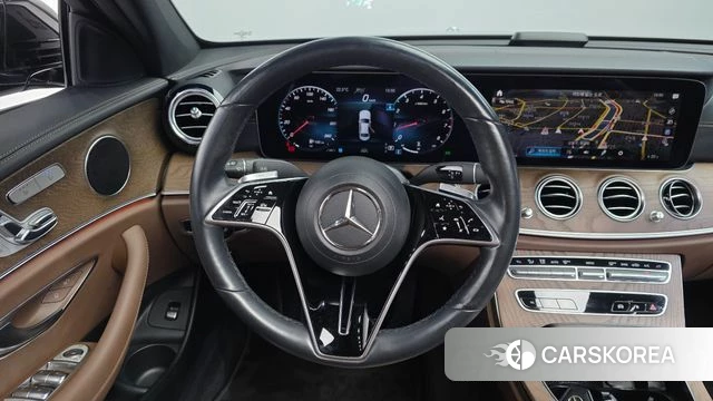 Mercedes-Benz E-Class W213 2021 Черный из Кореи, фото 4