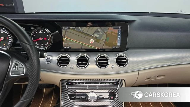 Mercedes-Benz E-Class W213 2018 Черный из Кореи, фото 4