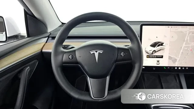 Tesla Model Y 2023 Белый из Кореи, фото 4