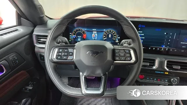 Ford Mustang 7th Generation 2025 Красный из Кореи, фото 4